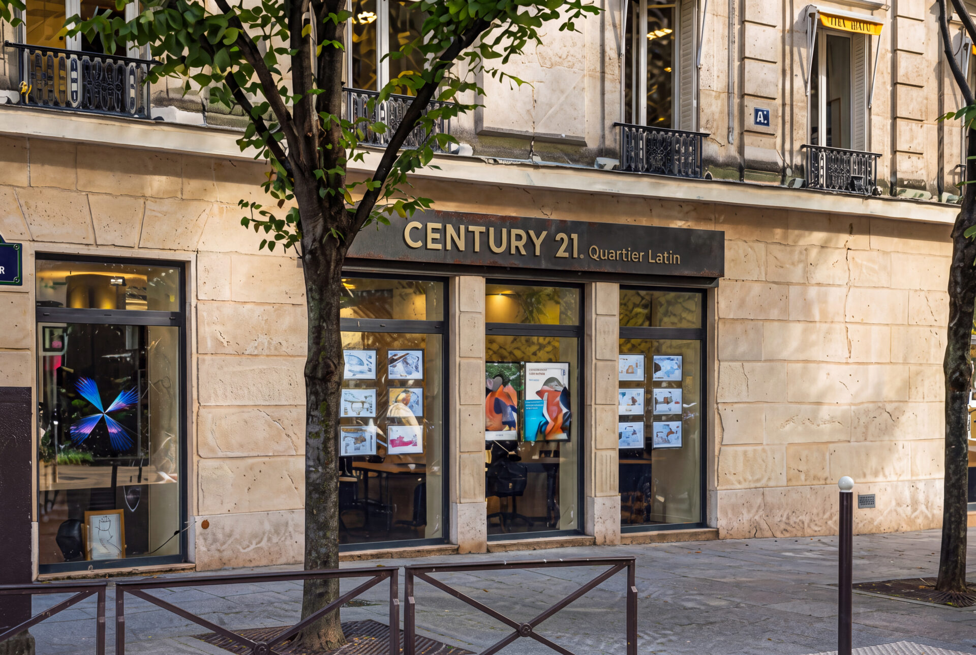 Façade CENTURY 21 Quartier Latin