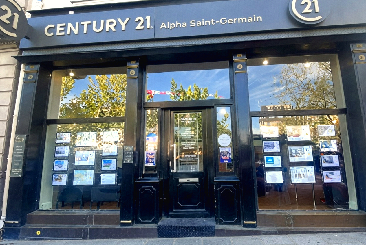 Façade CENTURY 21 Alpha Saint-Germain