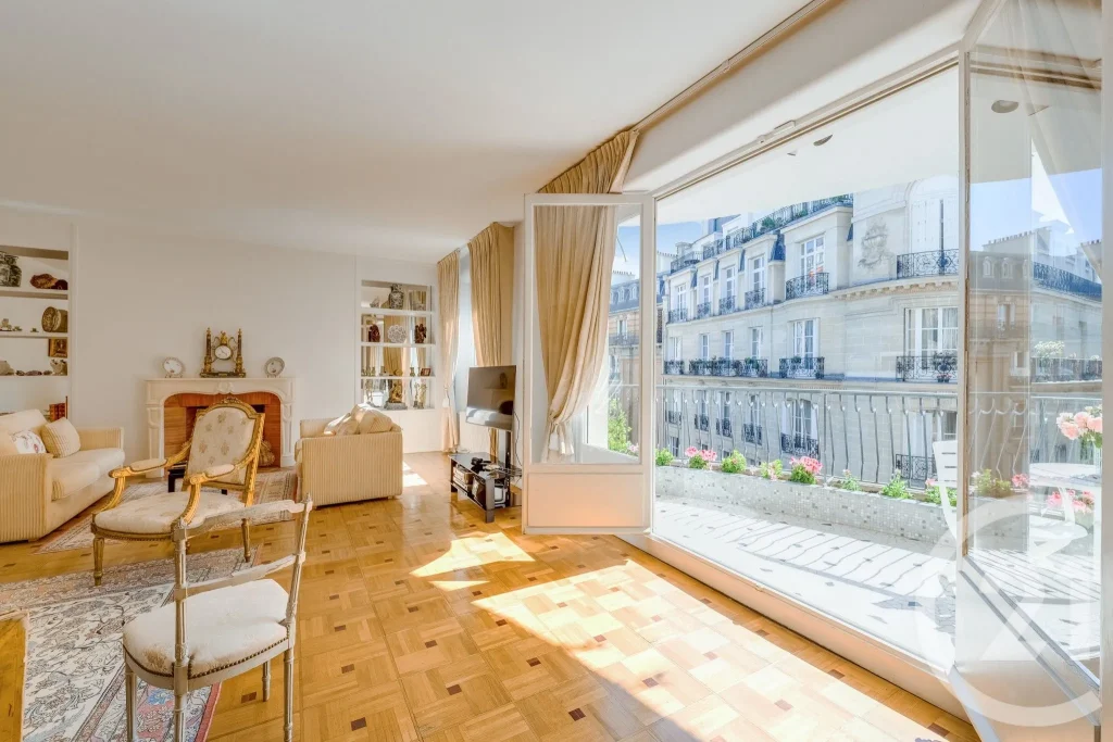 Appartement familial 4 chambres, balcon-terrasse, sectorisation Janson de Sailly