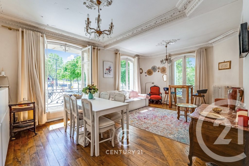 Appartement 4 pièces traversant, double séjour et vue dégagée – Vaugirard, Paris 15ème