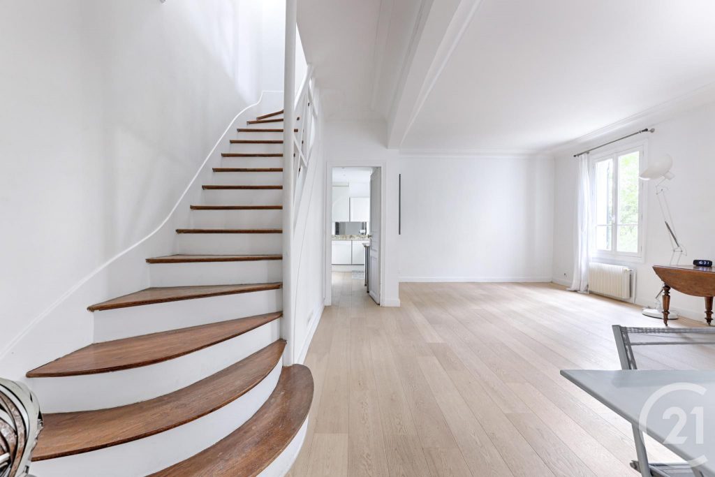 Maison d&rsquo;exception sur 3 niveaux avec terrasse-jardin de 52 m² – Paris 16ème
