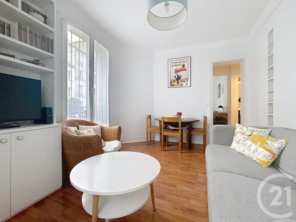 Appartement 3 pièces 58 m², charme et double exposition – Paris 20e Avron