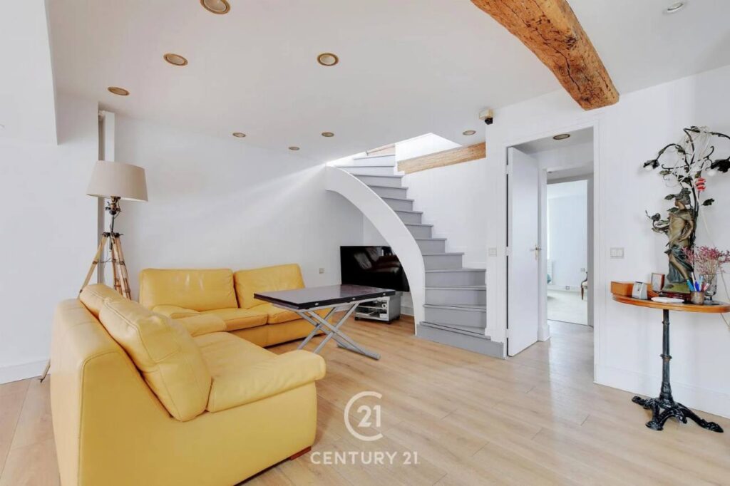 Duplex 5 pièces 154,21 m² – Paris 7e Sèvres-Babylone