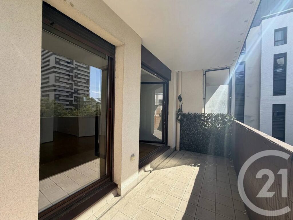 Appartement 2 pièces 41,42 m² – Paris 19e Flandre / Crimée