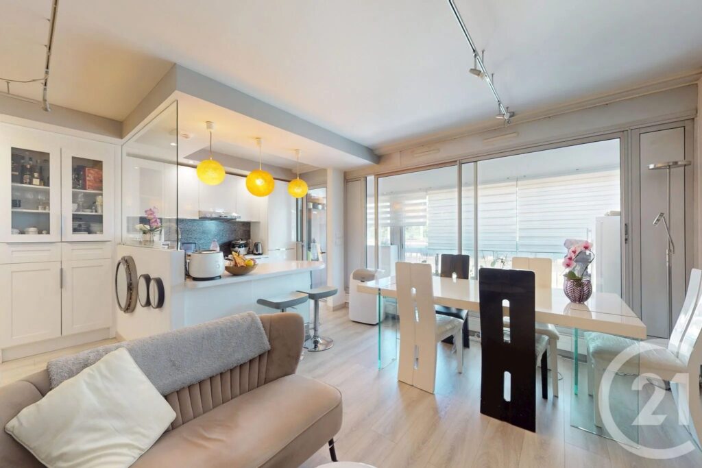 Appartement 3 pièces 56 m² avec loggia près du Parc Montsouris – Paris 14e Parc Montsouris